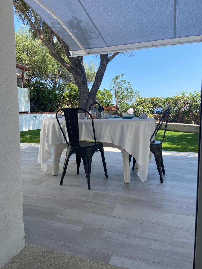 Villa La Casa Sull'Acqua à Olbia Extérieur photo
